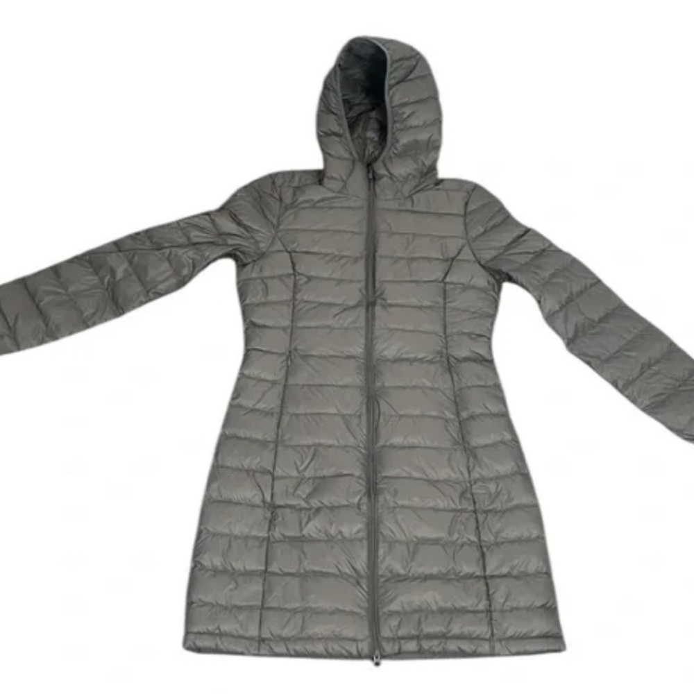 NWT Quince, Lightweight Down Filled Packable Puffer, Long Jacket, Size  Small - Picture 5 of 8